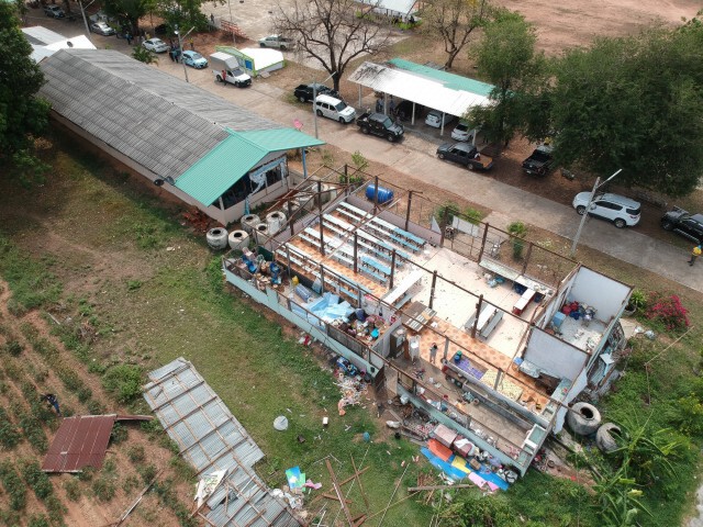 พายุถล่มโรงเรียนหลังคาปลิวพังยับ