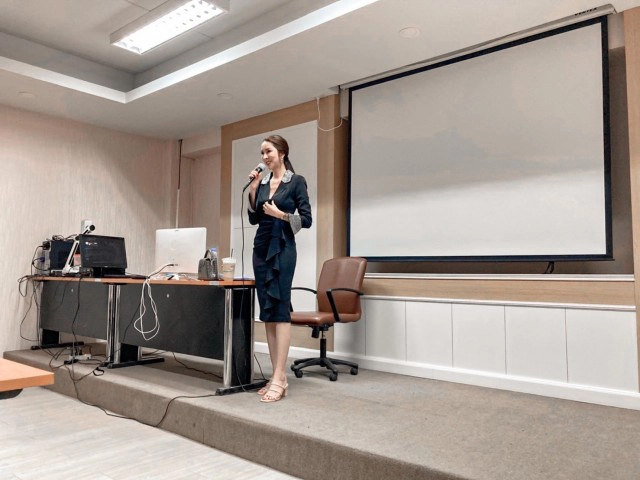 "ไฮโซม่านฟ้า"กลับมาในลุกใหม่บทบาทแม่พิมพ์