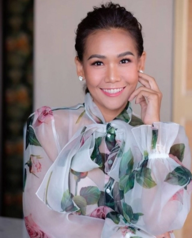 "กาละแมร์" น้ำตาคลอไลฟ์สด ชีวิตวันที่ไร้บทบาทหน้าจอ ไม่คิดจะได้ยินคำนี้จากคนที่ไม่รู้จักกัน