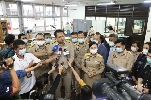 "สุชาติ" รมว.แรงงาน รุดเยี่ยมศูนย์ฟื้นฟูคนงานฯ ภาค 1 ปทุมธานี