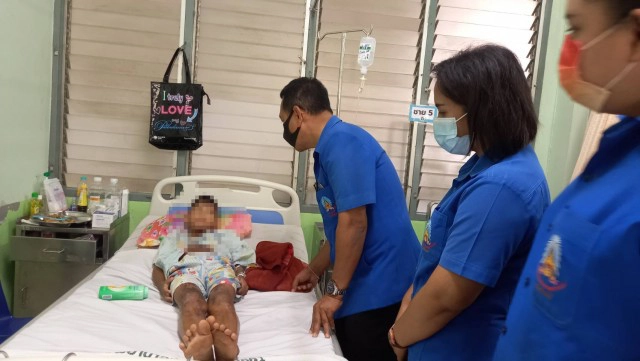 รุ่นพี่ทำโทษน้อง ป.2 ใช้ "ซีม่า" ราดตัวเจ็บสาหัส