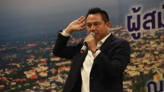 จัดดีเบต 3 ผู้สมัครนายกนครอุดรฯประชันวิสัยทัศน์