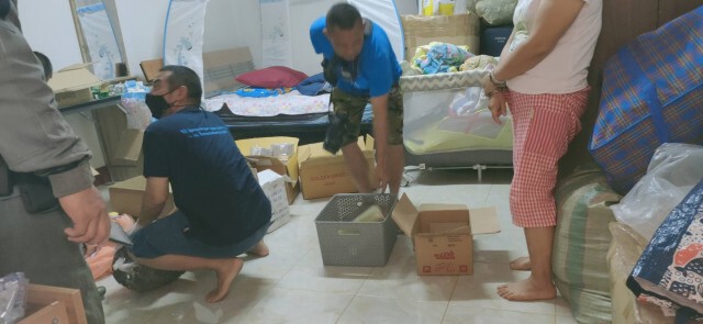 จับ2ผู้ต้องหาลักลอบส่งเฮโรอีนทางพัสดุ