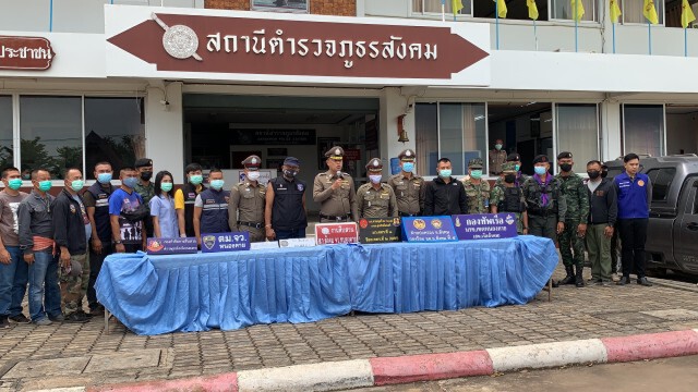 รวบคนไทยลอบพาชายชาวจีน 8 คน เข้าเมืองผิดกม.