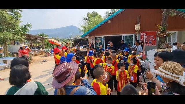 โซเชียลตั้งคำถามครูพาเด็กทัศนศึกษาบ้านลุงพลได้อะไร?