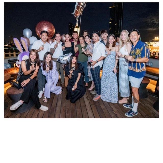 "ปุยฝ้าย เอเอฟ" ซึ้งน้ำตาไหล!! โดนแฟนหนุ่มเซอร์ไพรส์คุกเข่าขอแต่งงาน