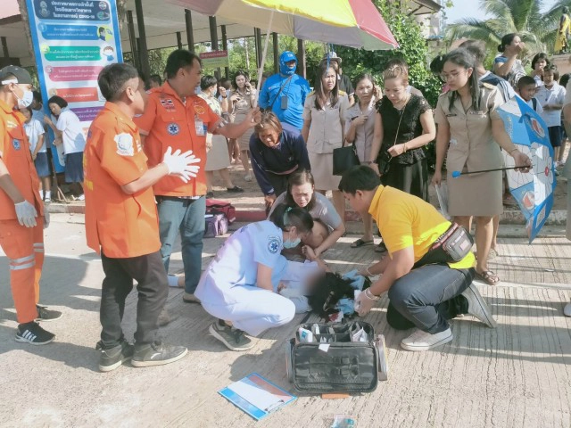 พลุตะไลงานศพ ตกใส่ศีรษะนักเรียนหญิงป.3สาหัส