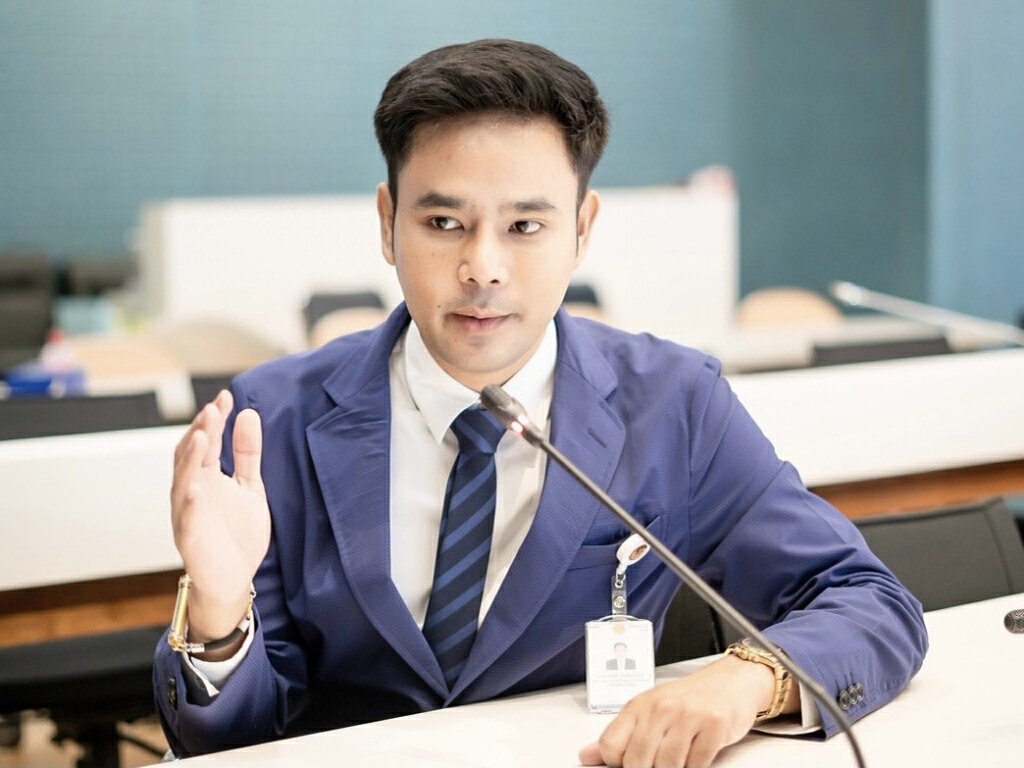 "ธวเดช"วอน รบ.ช่วยเหลือ กรณีขัดแย้งในเมียนมา "ธวเดช"วอน รบ.ช่วยเหลือ กรณีขัดแย้งในเมียนมา