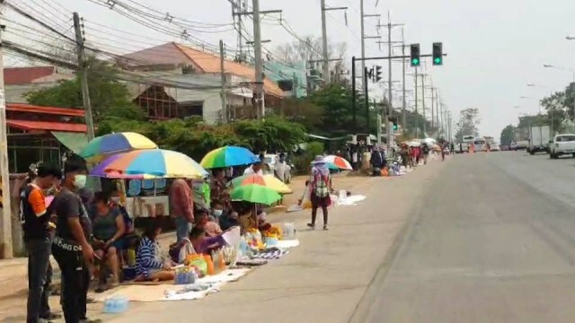 ศรัทธาเนืองแน่นรับ "หลวงตาชื่น"