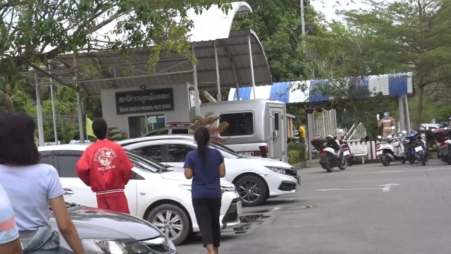 ส่งตัว "เบสท์-บอม" บ้านออมเบสท์ เข้าเรือนจำศาลไม่ให้ประกัน