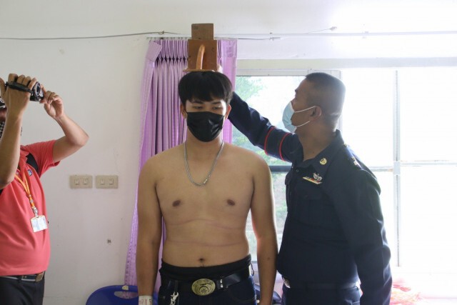 วอนกองทัพเปิดโอกาสสาวประเภทเป็นทหาร