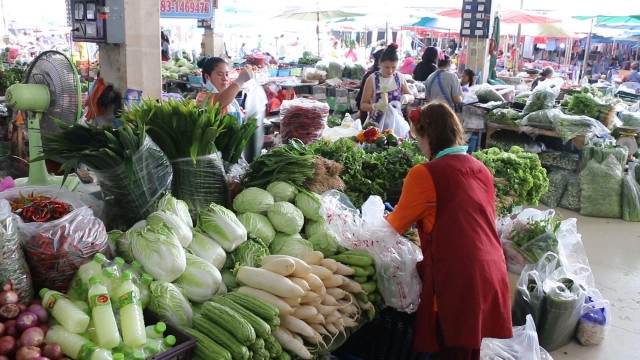 พริกราคาดิ่งสวนทางผักสดราคาแพงขึ้น