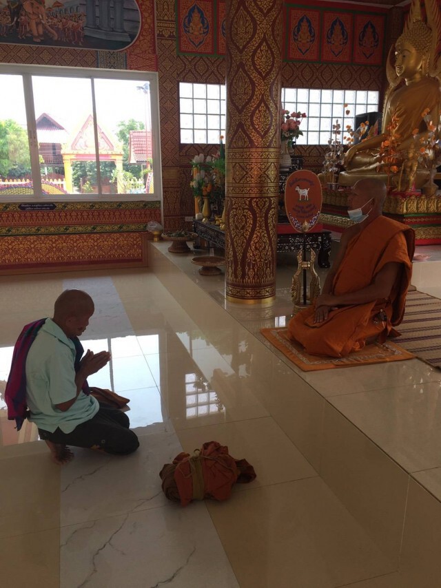 พระร่วงของแท้ หลวงพ่อเมาหนักหงายหลังตกรถสามล้อ