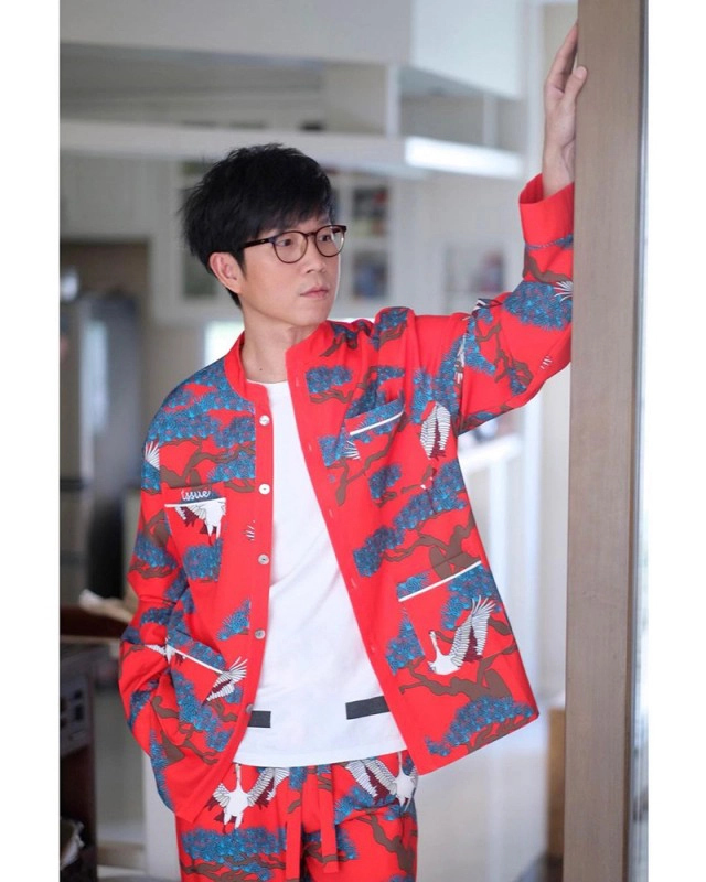 "ดีเจเป้ วิศวะ" ผ่าตัดด่วน!! หลังเลือดออกเต็มตา