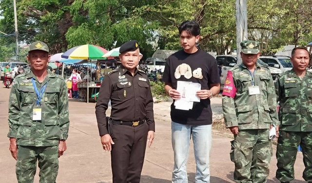 ดาราหนุ่มเข้มหัสวีร์ขอผ่อนผันทหารต่ออีก 1 ปี