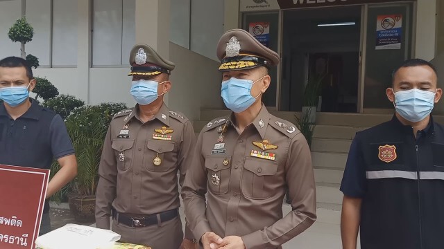 ตำรวจอุดรเร่งล่าคนร้ายยิงรถตราโล่แหกด่าน