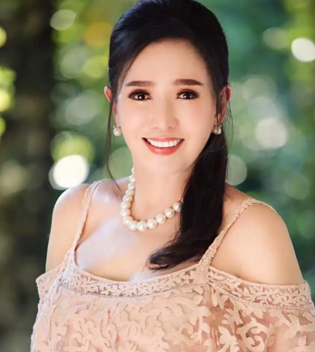 "ป๊อก ภัสสรกรณ์" เผยที่มาของรอยสักรูปคุณแม่กลางแผ่นหลัง