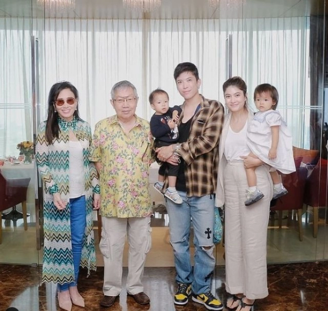 "ป๊อก ภัสสรกรณ์" เผยที่มาของรอยสักรูปคุณแม่กลางแผ่นหลัง