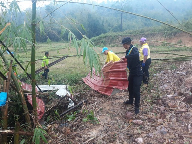 นำจิตอาสาช่วยผู้ประสบวาตภัย "น่าน"