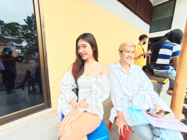 หญิงประเภทสองเมินทหารกองประจำการ