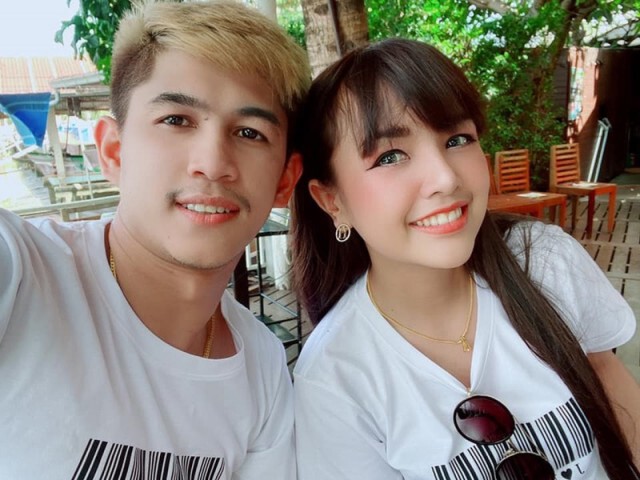 เพจดังแฉ "เนเงิน"  ผู้บ่าววิวาห์ล่ม ซบอกนักร้องลูกทุ่งสาว หลังมีภาพทั้งคู่เที่ยวผับ