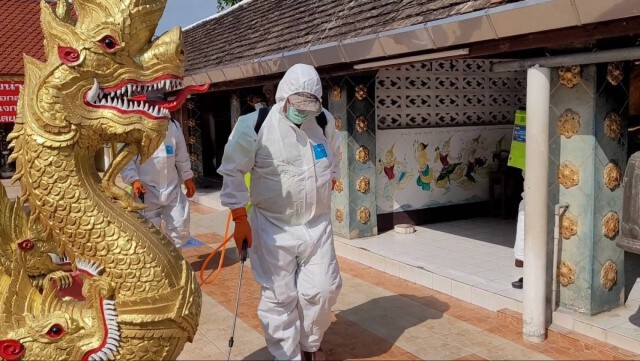 เร่งฆ่าเชื้อ"วัดพระธาตุดอยคำ"