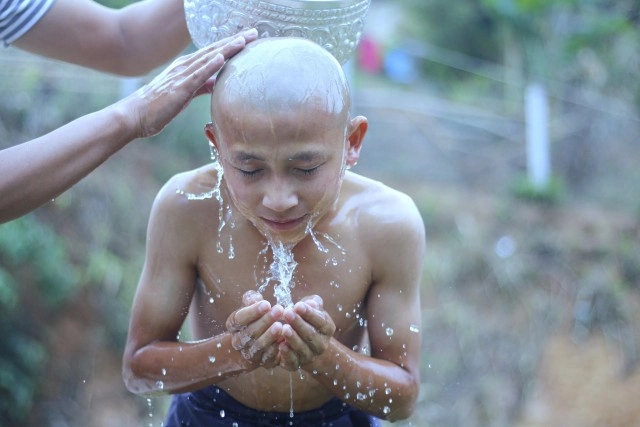 "ปอยส่างลอง"เริ่มแล้ว-สืบสานประเพณีไทใหญ่