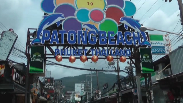 เปิดใช้รพ.สนามภูเก็ตพบผู้ติดเชื้อโควิดเพิ่ม 17 ราย