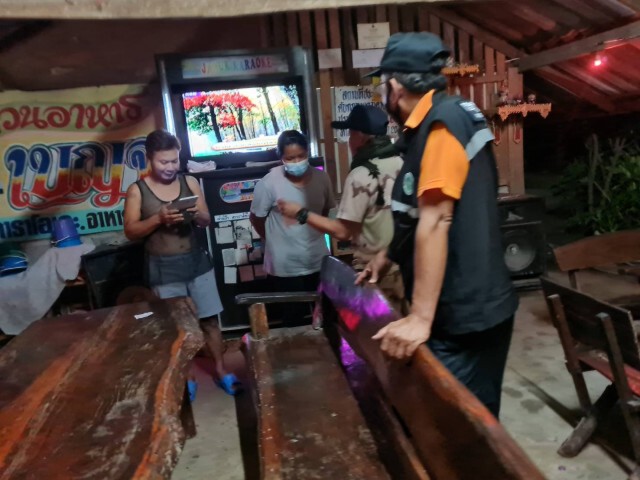 แห่แชร์ปลัดอำเภอแต่งกายไม่สุภาพ-ไม่สวมหน้ากากอนามัย