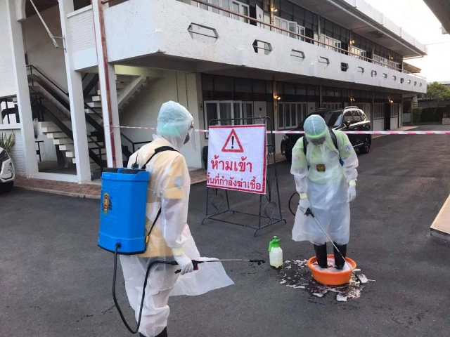 ป่วนทั้งเมืองช่างแต่งหน้าติดโควิดร่วมงานนาฏศิลป์4ภาคเที่ยวผับเดินตลาด