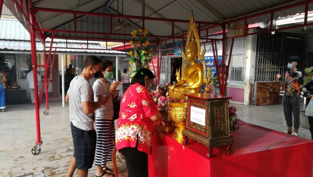 ทำบุญ"สงกรานต์"เงียบเหงา