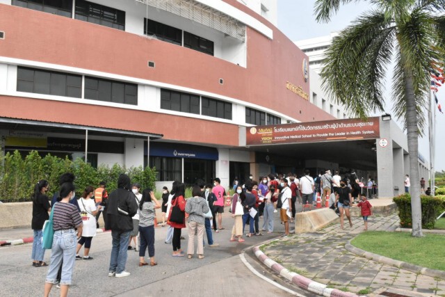 ตรวจกลุ่มเสี่ยงม.นเรศวร500คน-เชื่อมโยงผับเชียงใหม่