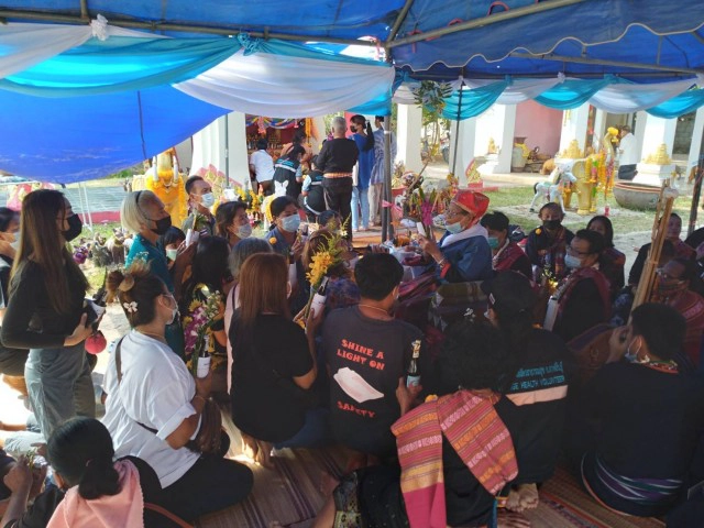 สงกรานต์วันครอบครัวเลี้ยงวิญญาณบรรพบุรุษวิถีผู้ไทย