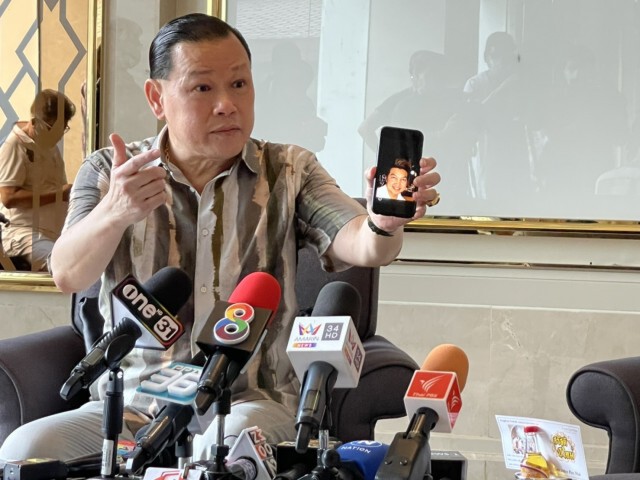 "สันธนะ" แถลงเปิดตัว "อ๊อด มิยาบิ" หุ้นใหญ่ "คริสตัล-เอมเมอรัลด์"