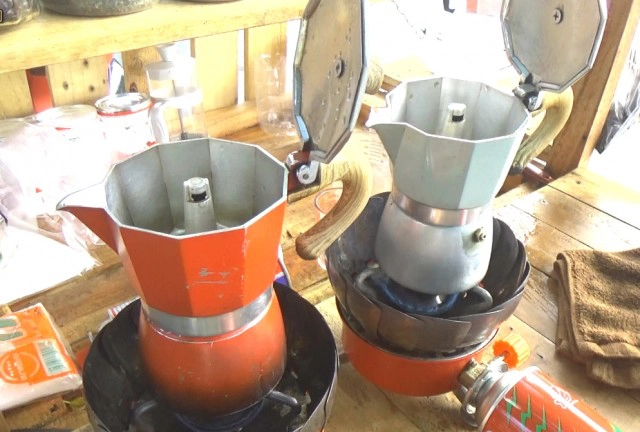 นักดนตรีหนุ่มสู้โควิด-เปิดท้ายจยย.ขายกาแฟสด