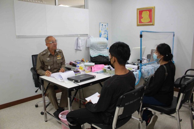 หนุ่มดับเพลิงจูงแม่ขึ้นโรงพักจี้ถามใครเผาบิ๊กไบค์