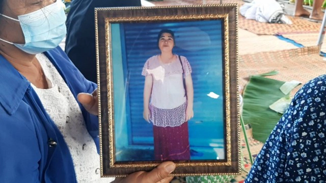 ฟ้าผ่าแม่ลูกร้บจ้างปลูกมันสำปะหลัง