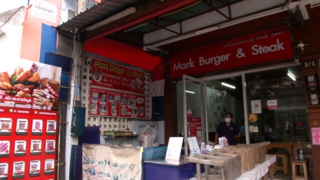 ประกาศพื้นที่ควบคุมสีแดง ร้านอาหารหวั่นยอดขายร่วง-จัดระเบียบรพ.สนามใหม่