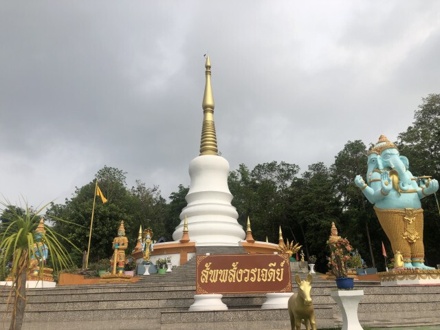 พระสำนักสงฆ์ฆ่าตัวตายด้วยการตัดหัวเป็นพุทธบูชา