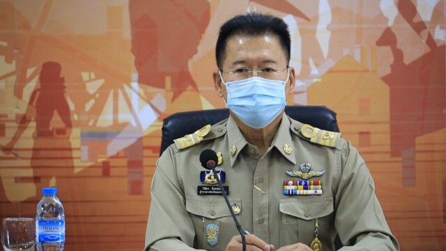 ผู้ว่าฯถกนักธุรกิจ แก้ปัญหาเศรษฐกิจ หลัง ผู้ป่วยโควิดพุ่ง 273 ราย
