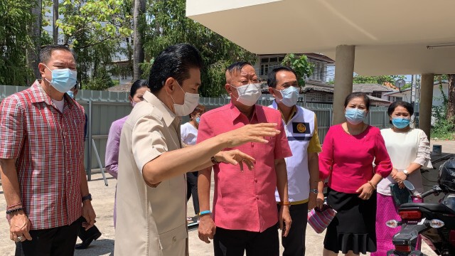 ผู้ว่าฯตรวจความพร้อมรพ.สนามแห่งแรกของจังหวัดหนองคาย