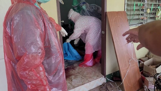 "หมอ-กู้ภัย"ผวาขึ้นอืดในห้องพัก-สวมชุด"PPE"