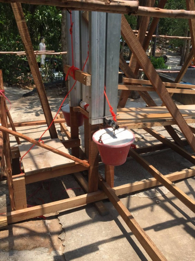 พบแล้วชิ้นส่วนอุปกรณ์ทำกิโยตินตัดคอพระ