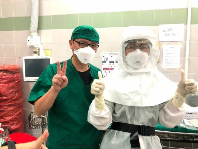 ทีมแพทย์รพ.นครพิงค์-ผ่าคลอดผู้ป่วยโควิดสำเร็จ