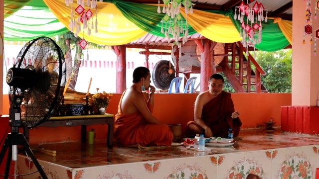 ปิดวัดชั่วคราวหลังผู้ป่วยโควิดมาเจิมรถป้ายแดง