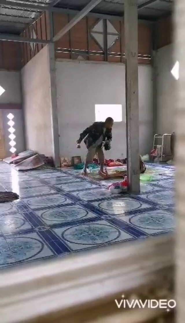 หนุ่มสุดทนถ่ายคลิปลูกทรพีขี้เมา ดุด่าทำร้ายแม่บังเกิดเกล้าวัย85แทบทุกวันวอนหน่วยงานช่วย