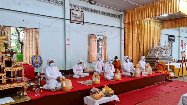 จบดราม่าพระแต่งชุด PPE เผาศพโควิด งดกิจนิมนต์ 14 วัน