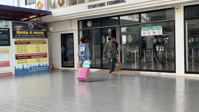 ส่งกลับคนลาวหนีเข้าเมืองหลังรัฐบาลอนุญาต