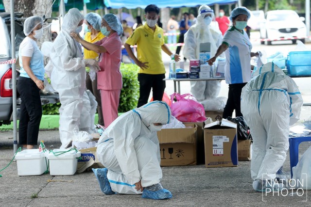 ภารกิจสำคัญภายใต้ชุด PPE ท่ามกลางอากาศร้อนจัด