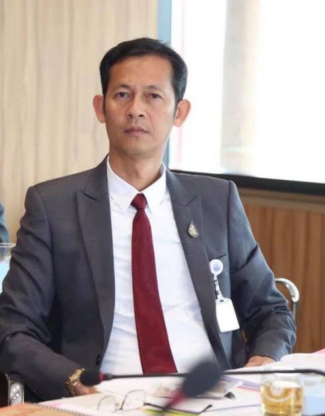 "อัครเดช" ชัดโฆษก ปชป.-รองโฆษก พปชร.แซ่บ